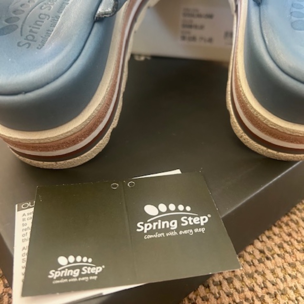 Spring step Sandals - Picture 9 of 11